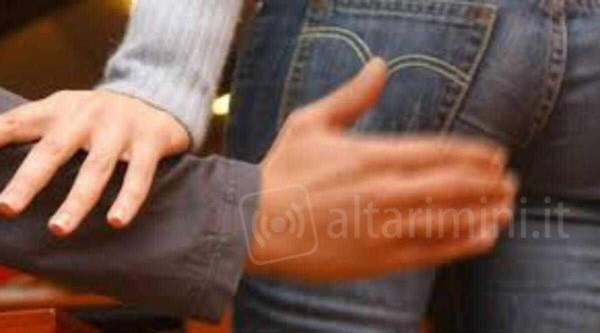 Palpeggia il sedere a una ragazzina: giudizio immediato per 62enne - Archivio