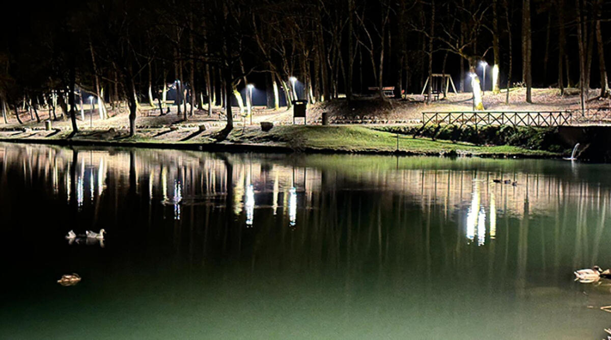Nuova illuminazione green del Lago di Andreuccio incanta Pennabilli - Illuminazione green per il lago di Andreuccio