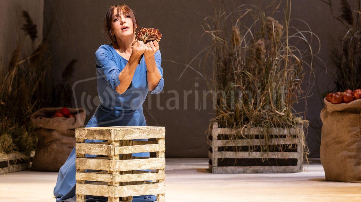 Boom di richieste: lo spettacolo di Ambra Angiolini si sposta al Teatro della Regina di Cattolica - Ambra Angiolini - ph Laila Pozzo