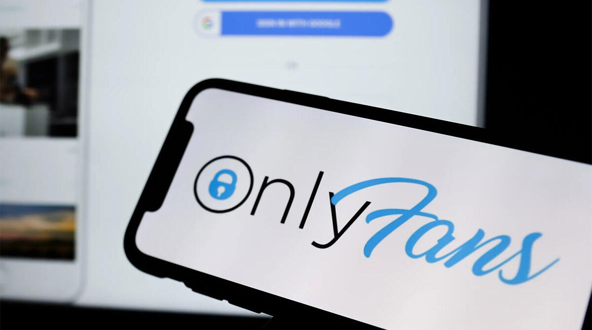 Controlli su influencer, nel mirino anche le sex workers di OnlyFans: 11 milioni recuperati dal fisco -