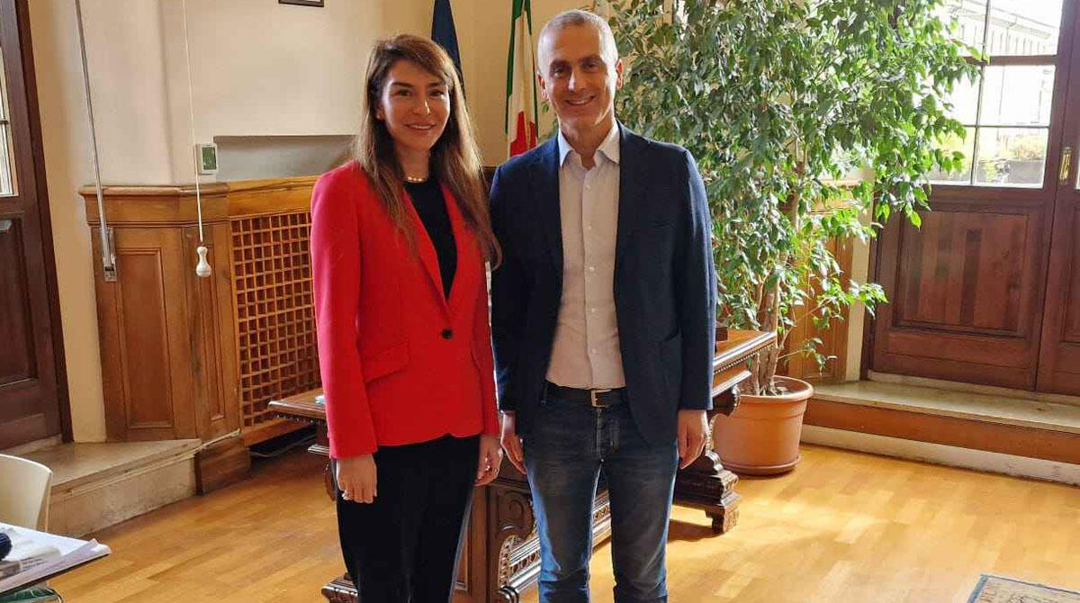 Console della Romania ricevuta dal sindaco di Rimini - La console con il sindaco di Rimini