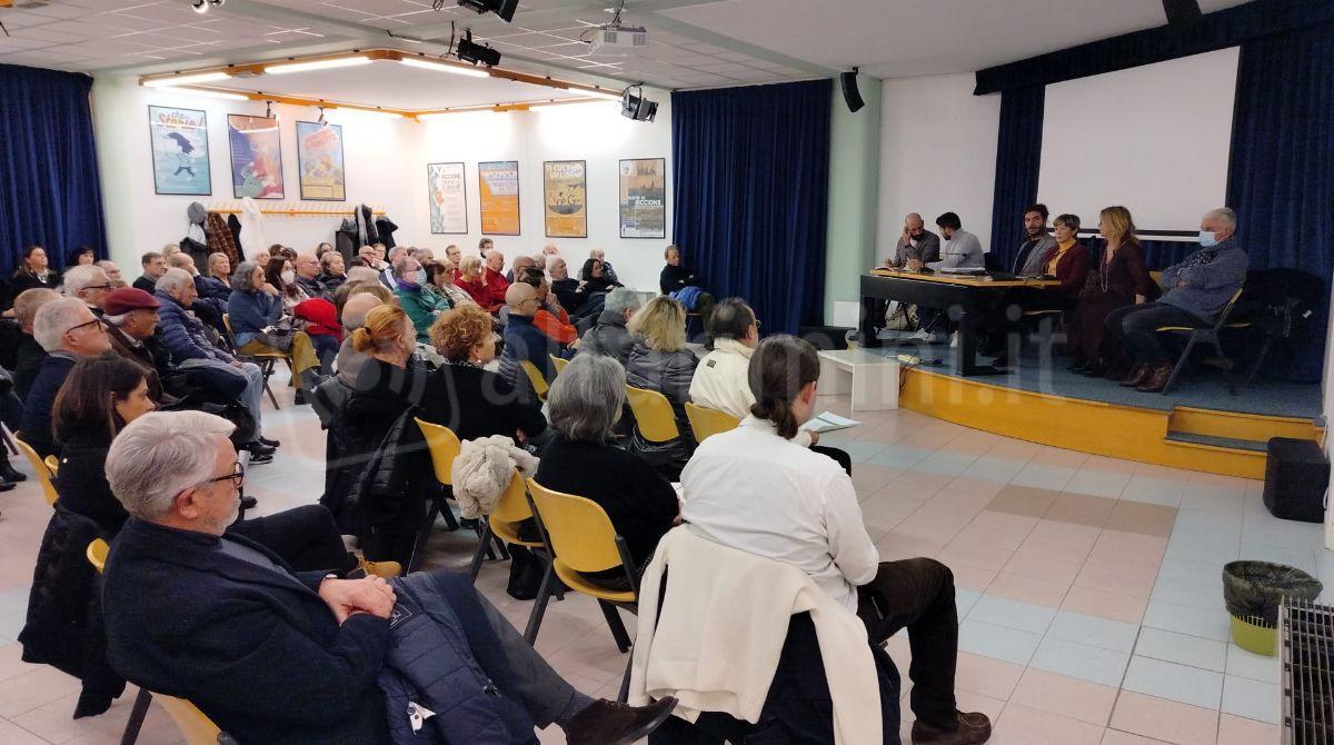 Riccione, Sindaca e Giunta incontrano i cittadini al quartiere Paese - L'incontro dell'anno scorso a Riccione Paese