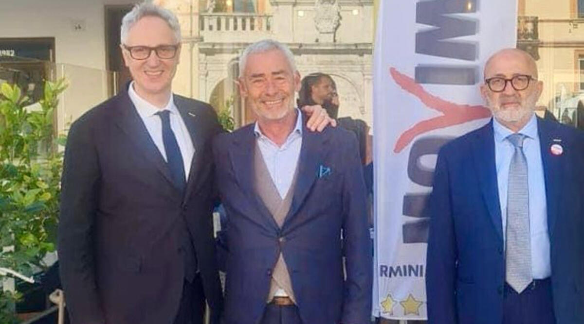 Tensione politica a Riccione: il Movimento 5 Stelle abbandona la giunta Angelini - Croatti, Lanzi e Gennari