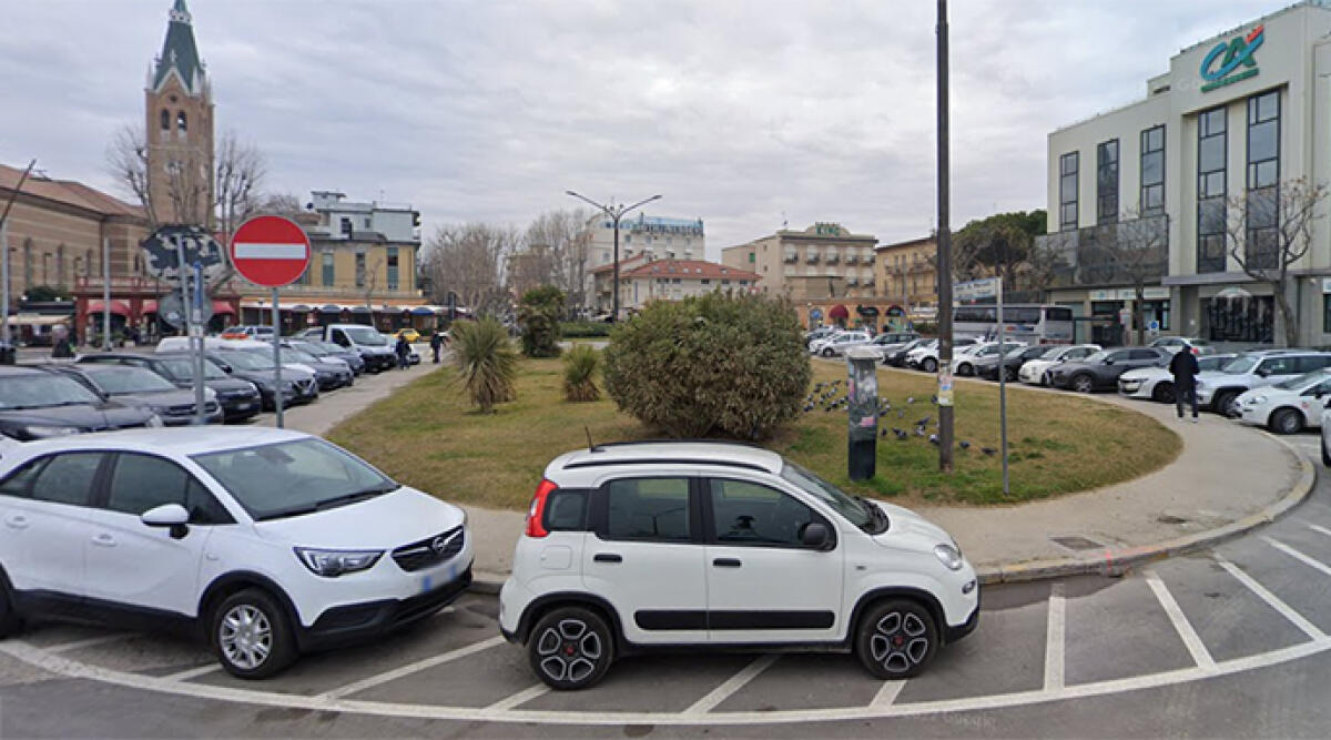 Parcheggi al mare: a Rimini al via campagna abbonamenti con attivazione online - Parcheggi, piazza Marvelli