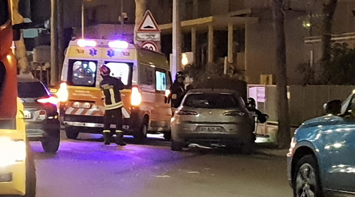 Collisione tra due auto: ragazza ferita su viale Principe di Piemonte - Il luogo dell'incidente