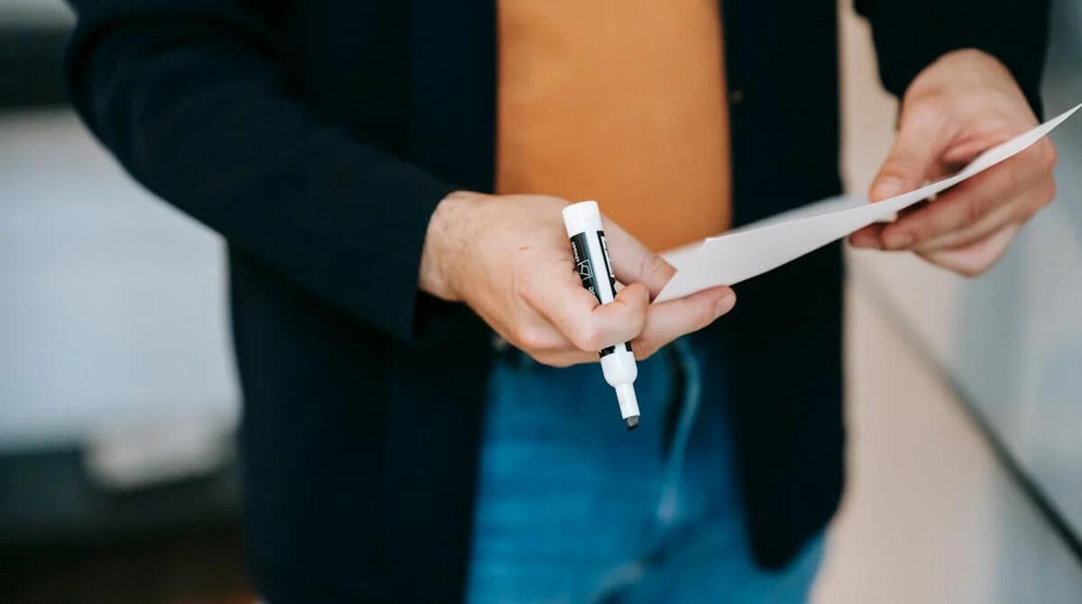 Studentesse accusano professore di molestie: lui patteggia la pena - 