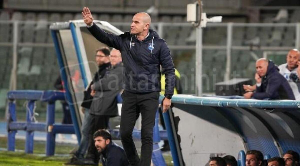 Calcio C, dopo il ko di Rimini il tecnico de Pescara Giovanni Bucaro ha rassegnato le dimissioni - 