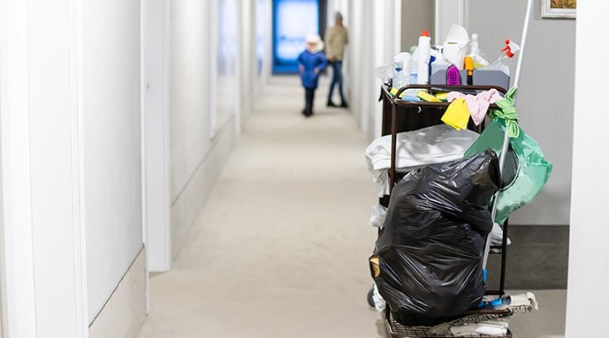 Bidello accusato di pedofilia, scagionato in tre processi. Finisce calvario giudiziario - 