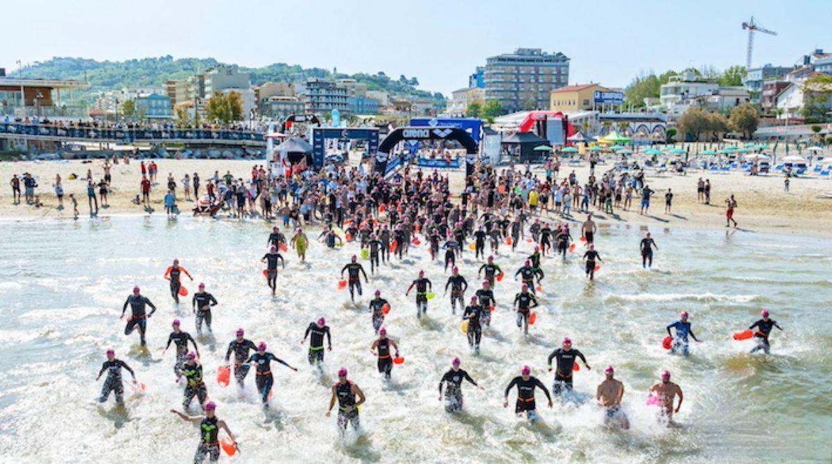 Nuotatori da tutto il mondo per l'edizione 2024 di Oceanman Cattolica - Uno scatto dalla scorsa edizione