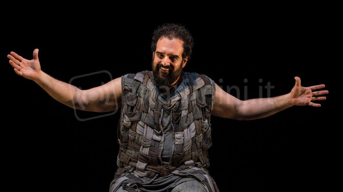 "Icaro caduto" chiude la Stagione Teatrale  a Novafeltria - Una scena dallo spettacolo