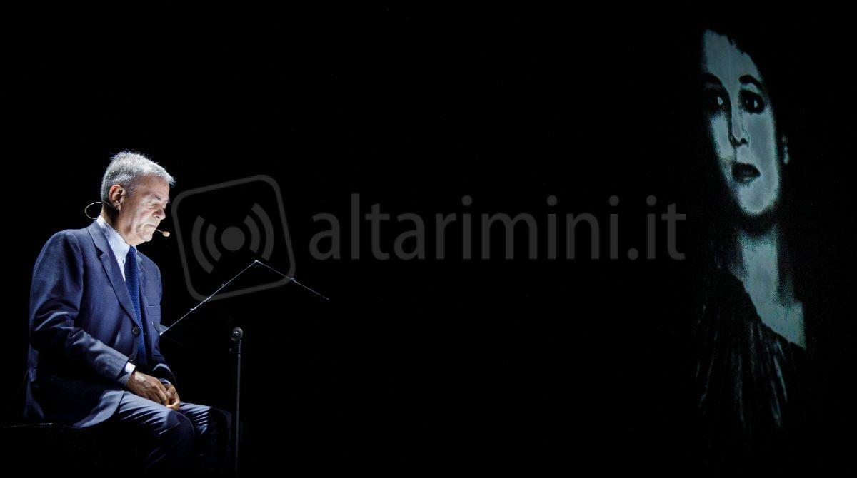 25 aprile: Ezio Mauro a Riccione racconta il 1943 - Roma, Auditorium Parco della Musica 06 12 2023
Ezio Mauro: “La caduta. Cronache della fine del fascismo”
©Fondazione Musica Per Roma - Musacchio, Ianniello, Pasqualini &amp; Fucilla/MUSA
*******************
NB la presente foto puo' essere utilizzata 