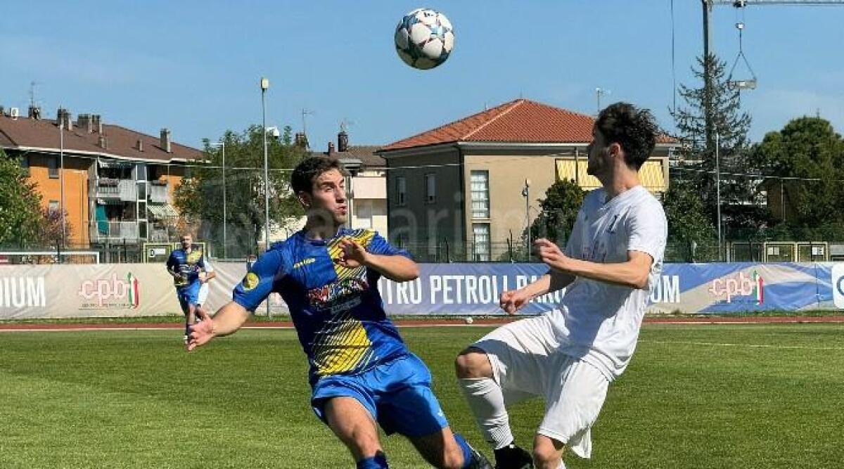 Calcio Prima, poker del Santarcangelo. Agganciata la capolista Riccione - 