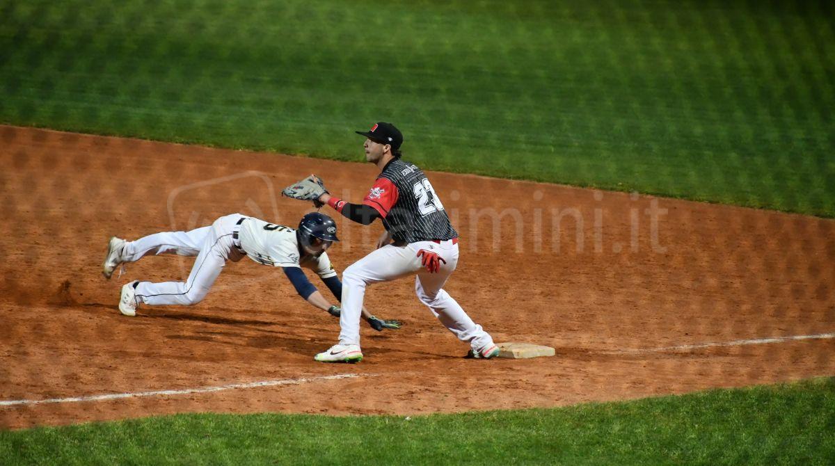 Baseball, New Rimini in campo contro Rovigo - Alejandro Chacon - ph Bonemei