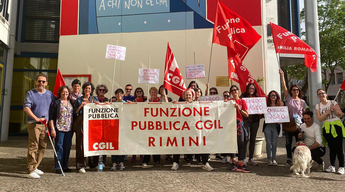 Educatori e insegnanti in protesta, stop al lavoro precario - 