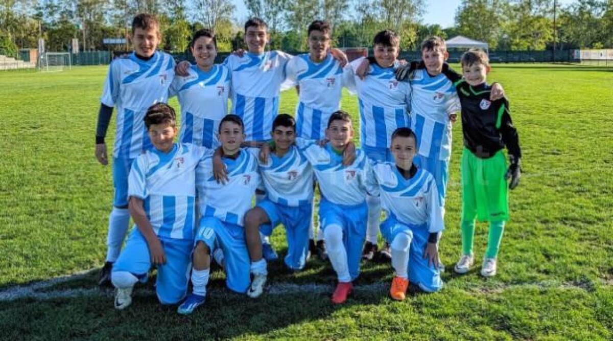 Calcio giovanile: Tropical Coriano, Junior Village: sconto 10%. U15 in lizza per il Regionale -