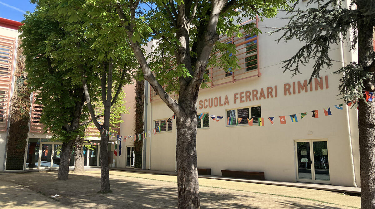 Tetto alunni stranieri, Renzi attacca: "Scuola Ferrari con classi senza italiani". E rilancia: "Borgo Marina è un ghetto" - Scuola Ferrari di Rimini