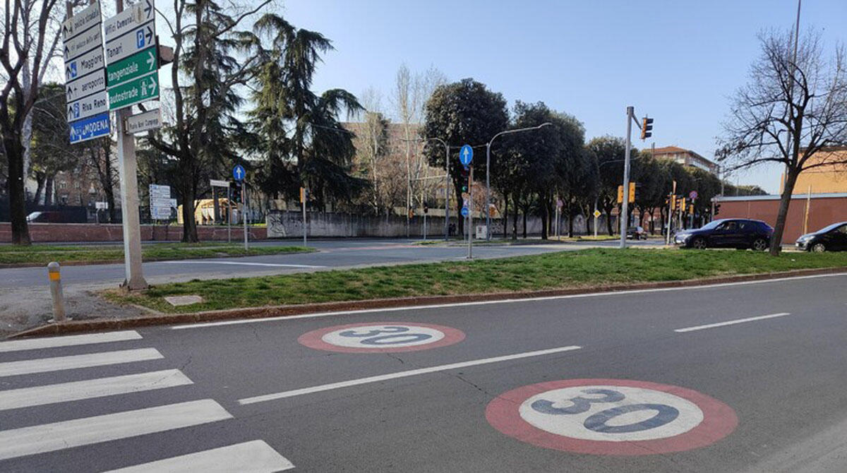 Bologna città 30, dopo tre mesi continua il calo di incidenti - 