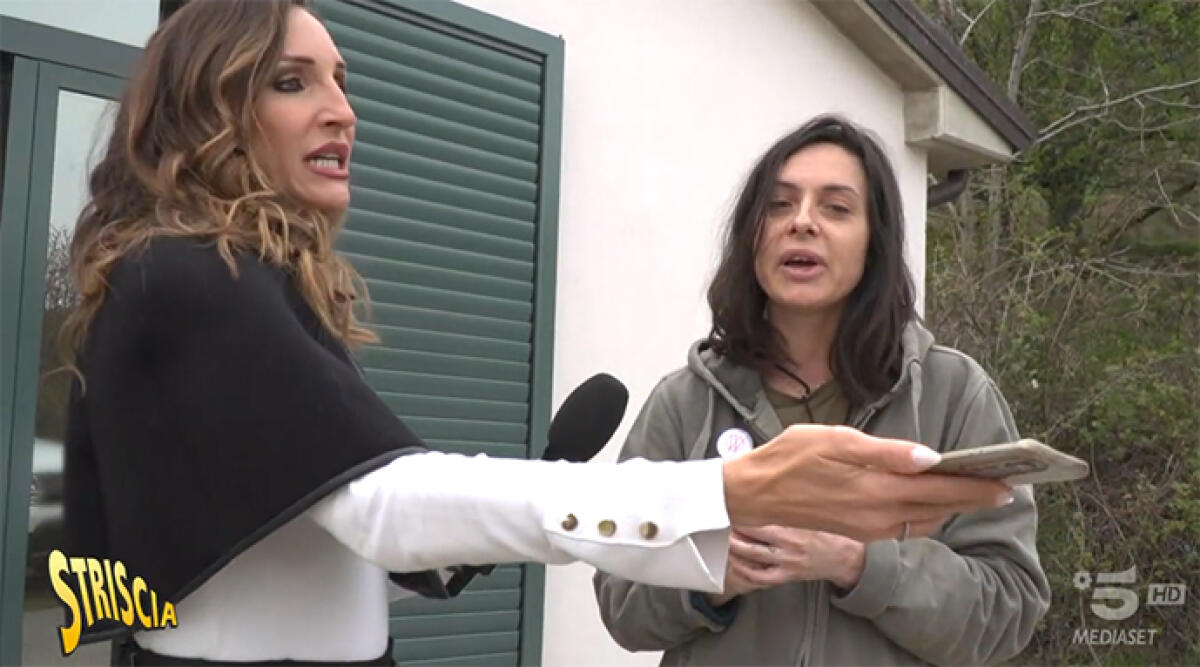 Caso Striscia, la sciamana respinge le accuse: 'Non sono responsabile della morte di Massimo' - Un fermo immagine della trasmissione 'Striscia La Notizia'