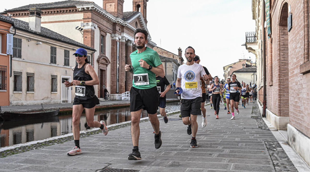 Ad aprile e maggio Comacchio diventa la capitale del turismo sportivo - Half Marathon Credit Racephoto