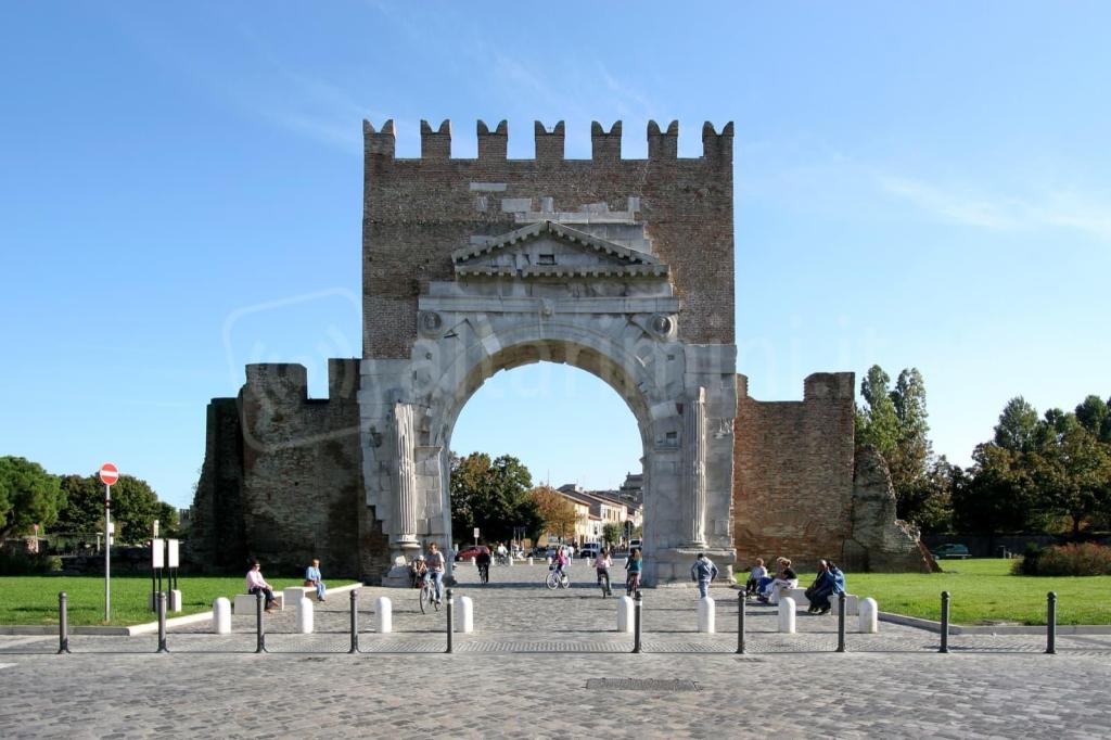 L’Arco di Augusto