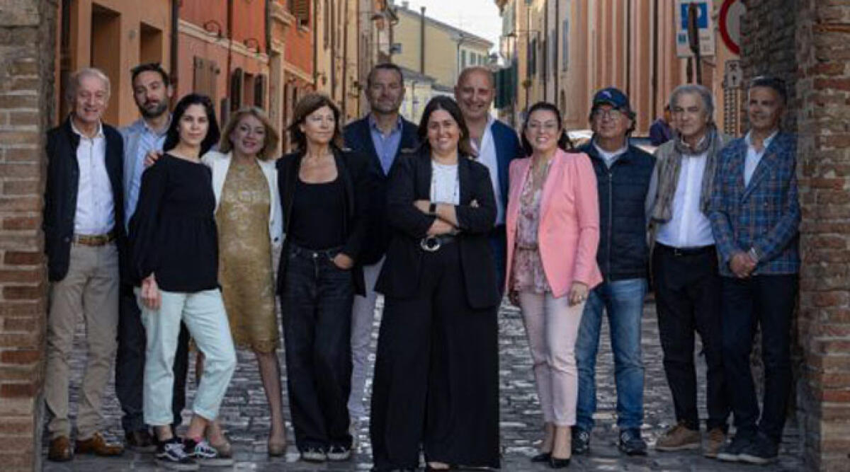 San Giovanni in Marignano, Elisa Bordoni sfida Michela Bertuccioli. La lista dei candidati - Elisa Bordoni e i candidati e le candidate al Consiglio Comunale