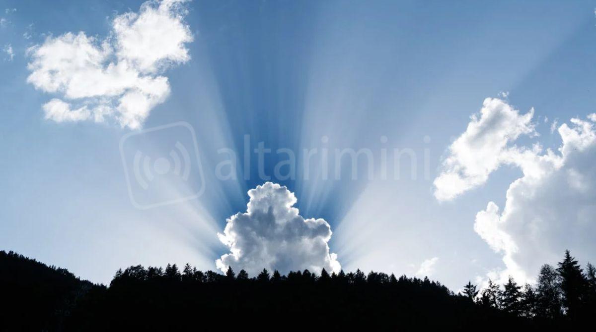 Meteo: fine settimana con tempo stabile e temperature in rialzo - 