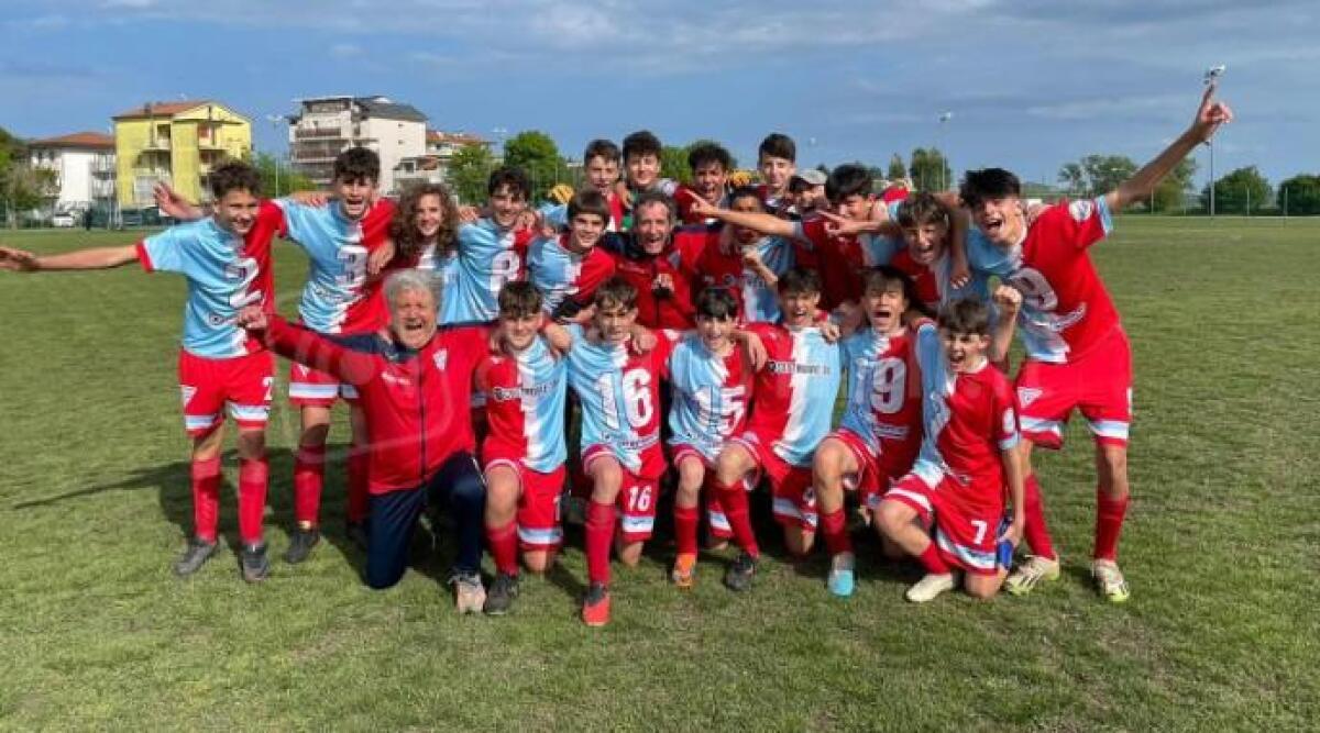 Calcio giovanile, il Victoria due volte sul trono con Under 19 e Under 14 -