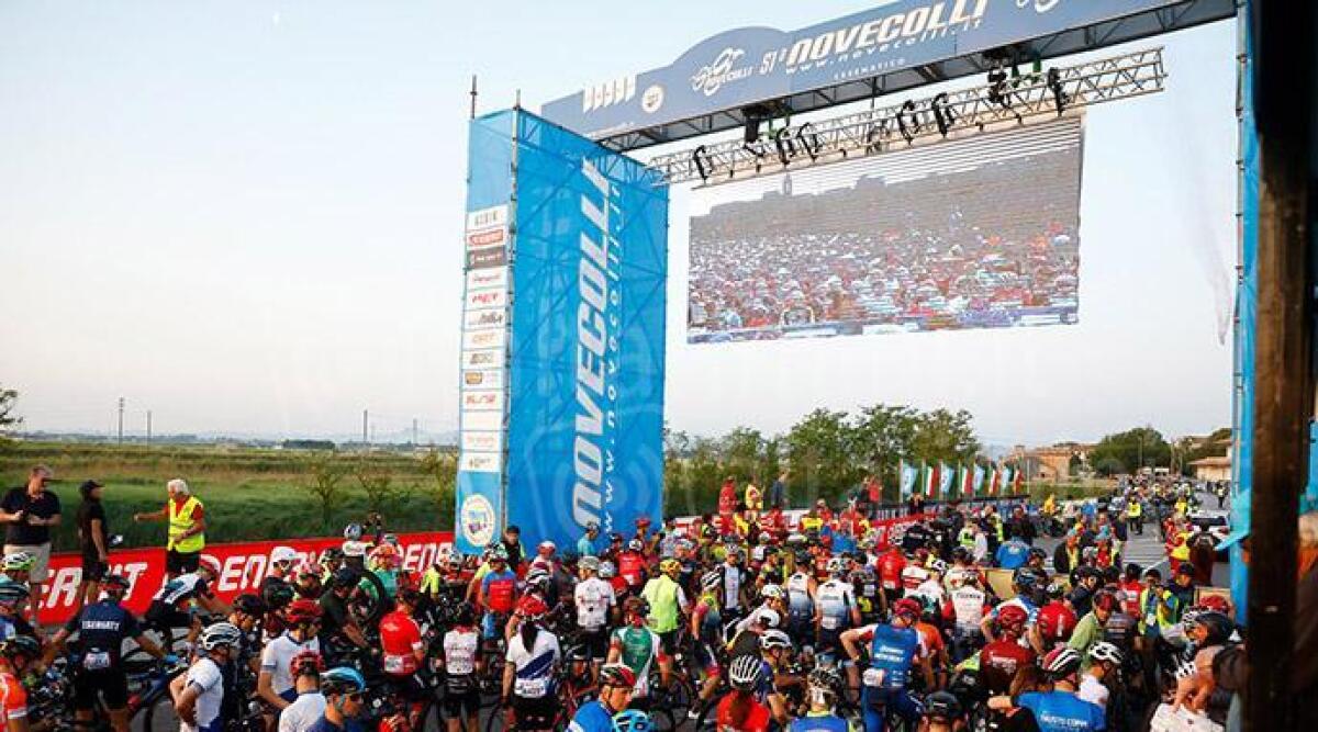Nove Colli da record con 6350 iscritti da 44 nazioni: torna la leggendaria corsa ciclistica - Foto dalla pagina Facebook 'Novecolli'