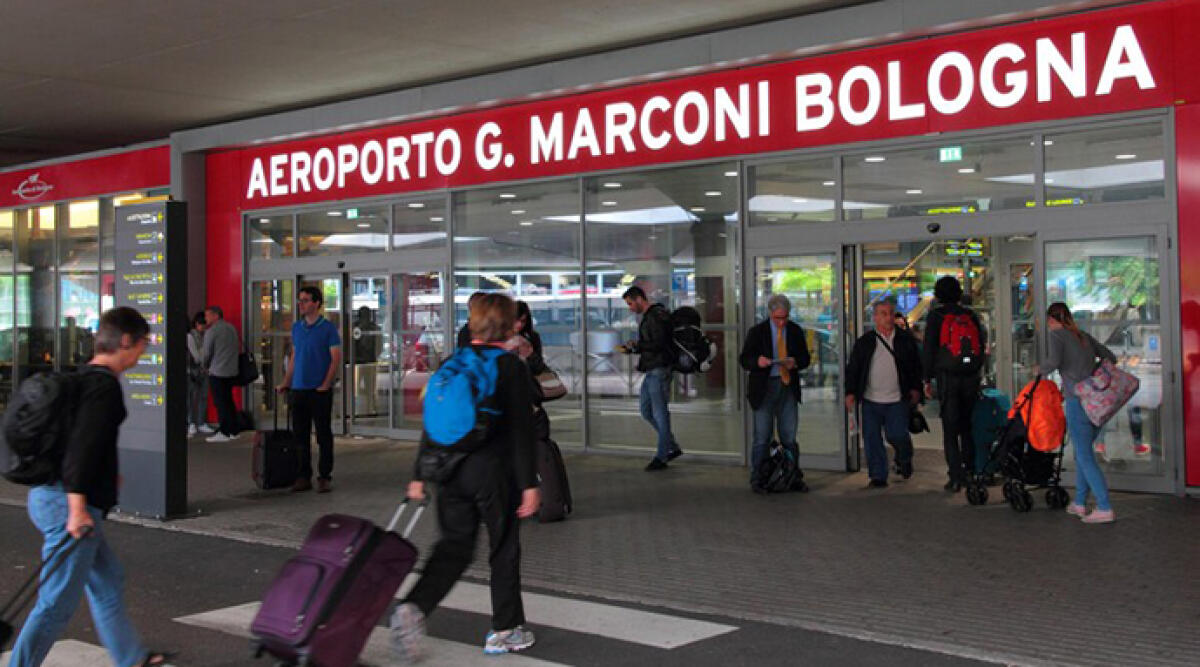 Falso allarme al Marconi, sospeso il security manager -