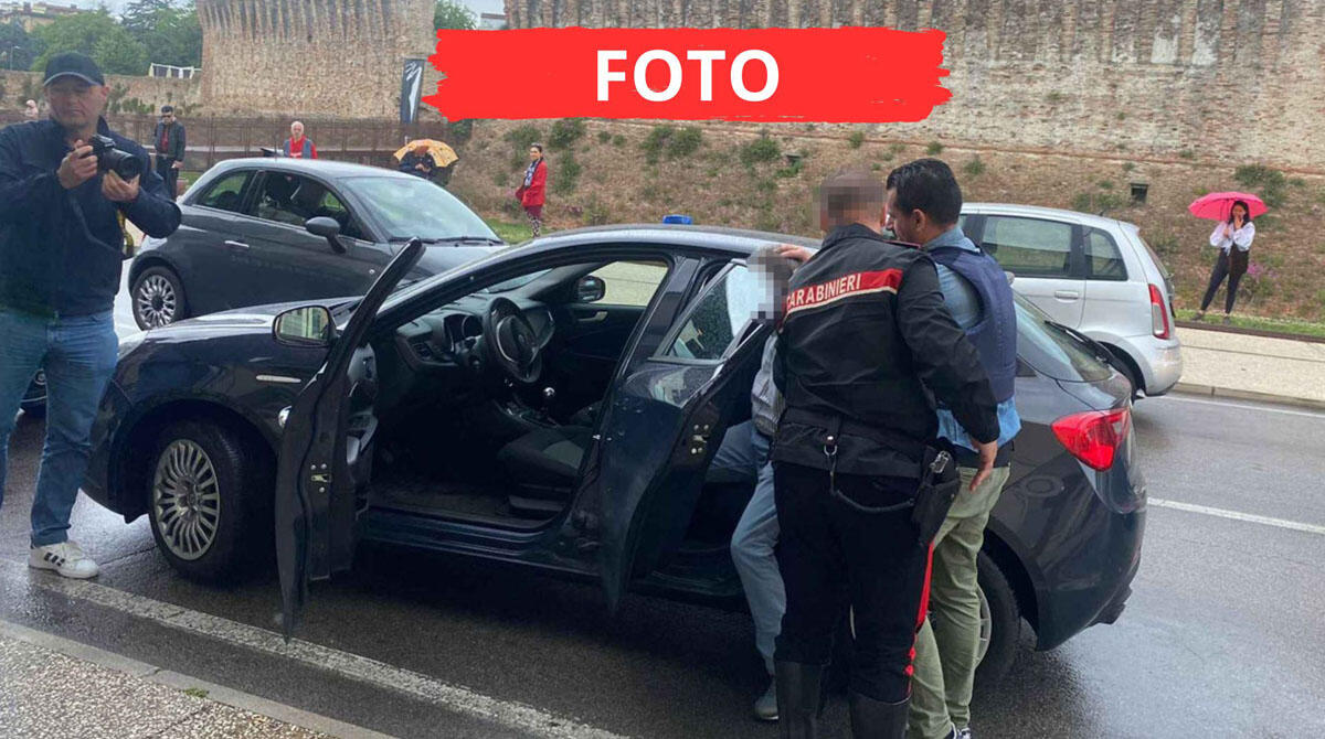 Tentata rapina in centro a Rimini: armati di coltello, ma il blitz fallisce - Due Carabinieri, uno in Borghese, arrestano uno dei rapinatori