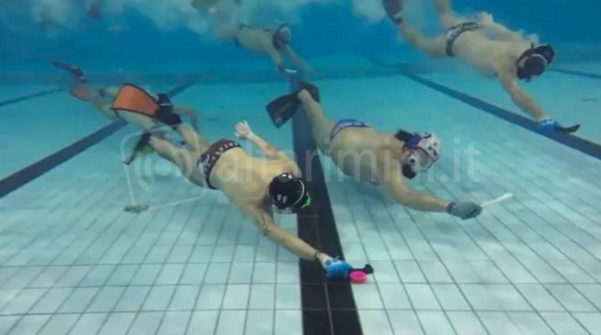 Hockey subacqueo: a Riccione 400 atleti pronti a sfidarsi - Giocatori in azione