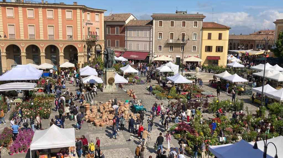 Balconi Fioriti porta la primavera a Santarcangelo: il programma dell'evento - Balconi Fioriti a Santarcangelo
