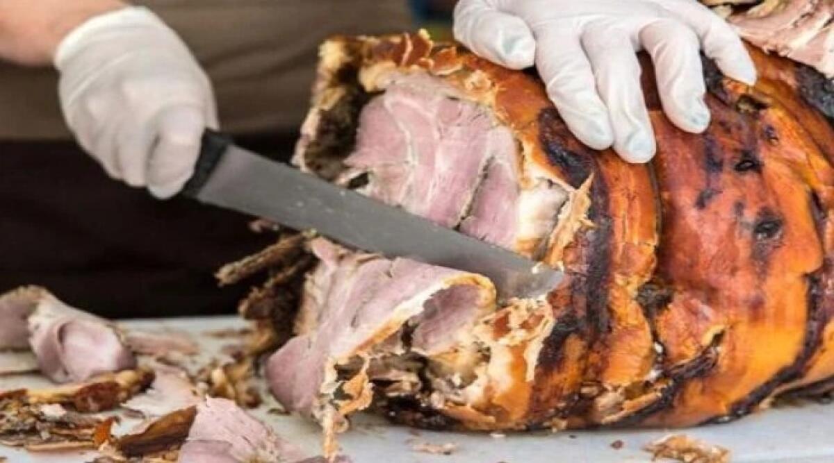 A Saludecio torna la Sagra della Porchetta: degustazioni, visite e premiazioni - Sagra della Porchetta a Saludecio (repertorio)