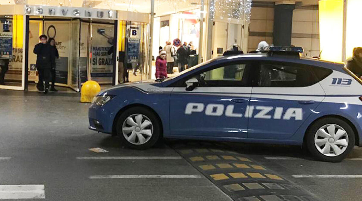 Salta la scuola: quindicenne al limite del coma etilico, soccorsa nel parcheggio - Foto di repertorio