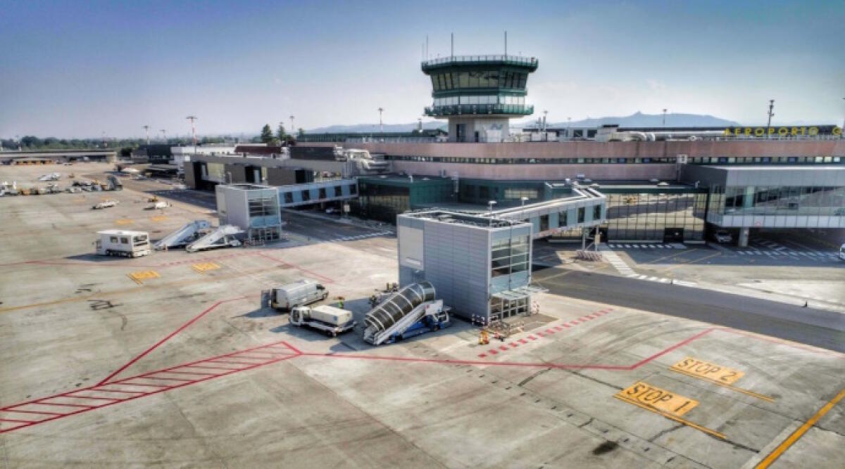 “C’è una pistola in una valigia”: allarme all’aeroporto di Bologna. Fortunatamente falso allarme - Aeroporto "Marconi" di Bologna (repertorio)