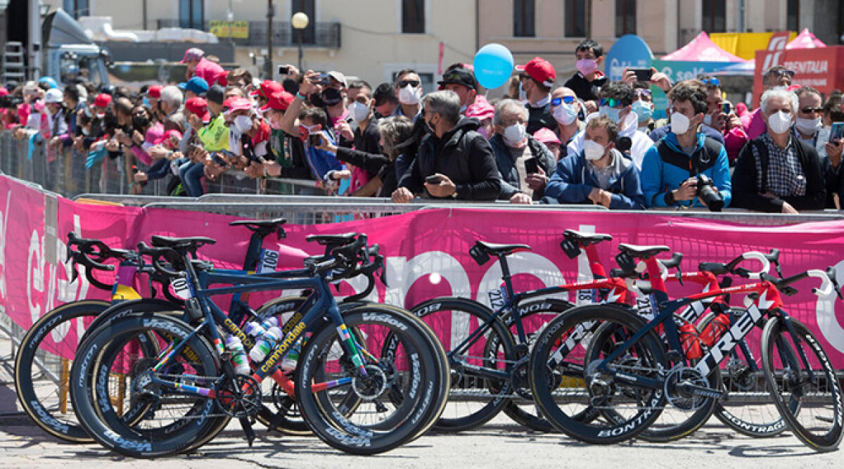 Santarcangelo, passa il Giro d'Italia: uscita scuole anticipata e viabilità modificata - Foto di repertorio