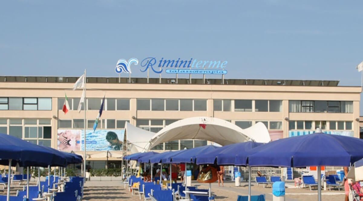 Approvato il Bilancio 2023 di Riminiterme: in aumento i clienti (+10) grazie ai progetti per la terza età - Rimini Terme spiaggia (repertorio)