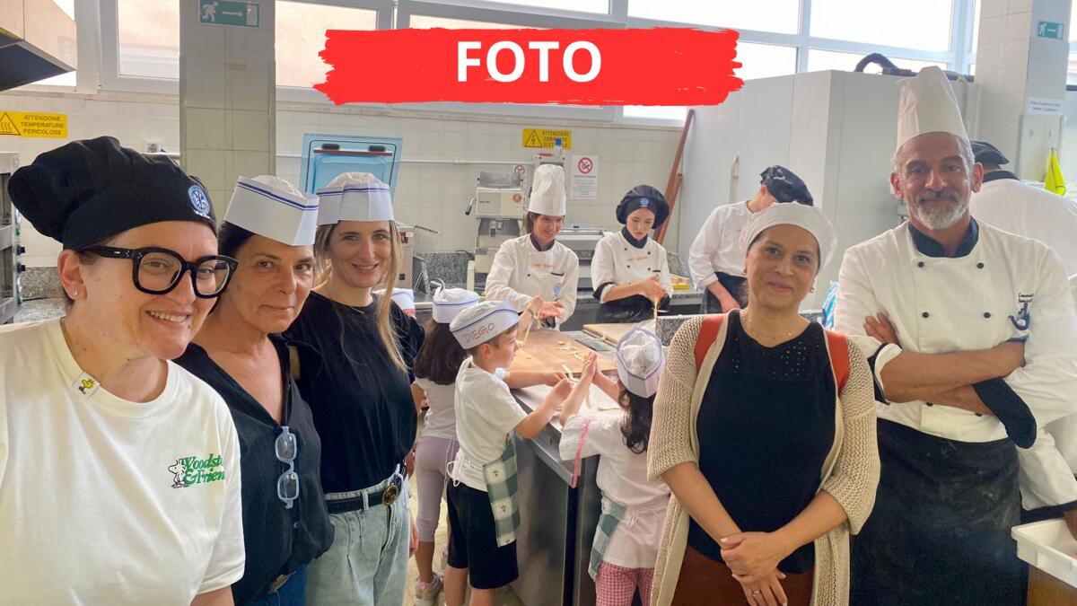 Chef per un giorno, bambini della scuola Torconca cucinano per i loro genitori - 