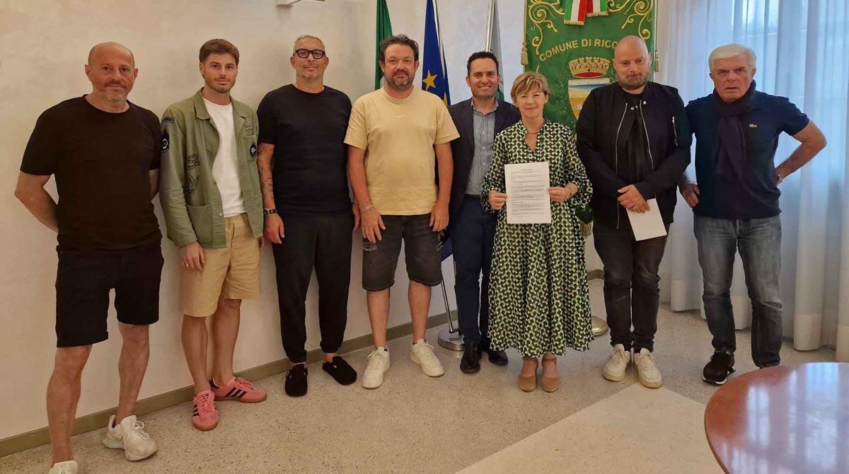 Riccione convoca i titolari delle discoteche: "Pulizia e meno disagi per i residenti" - 