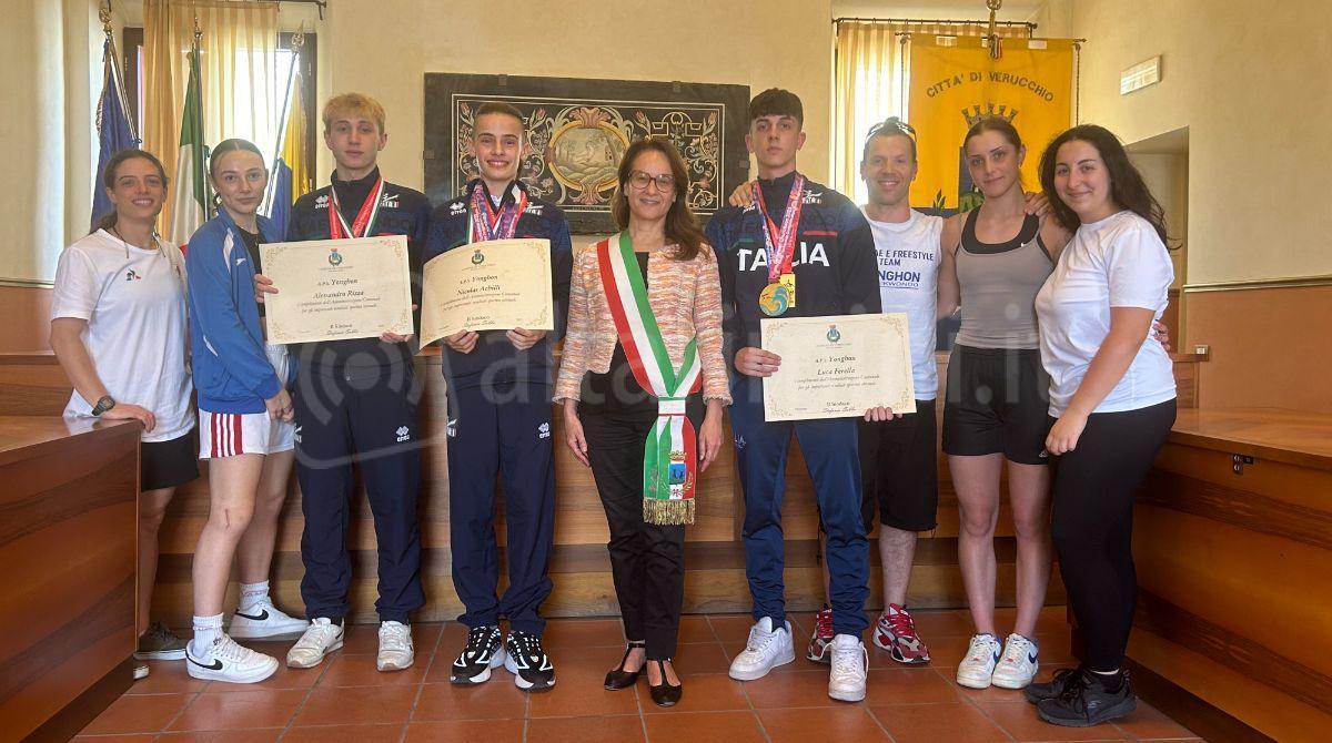 Taekwondo: ricevuti in comune i campioni verucchiesi. Tre di loro all'apertura delle Olimpiadi -