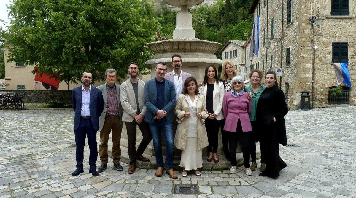 Elisabetta Vaccari sfida Bindi per la poltrona di sindaco a San Leo e presenta la sua "squadra" - 