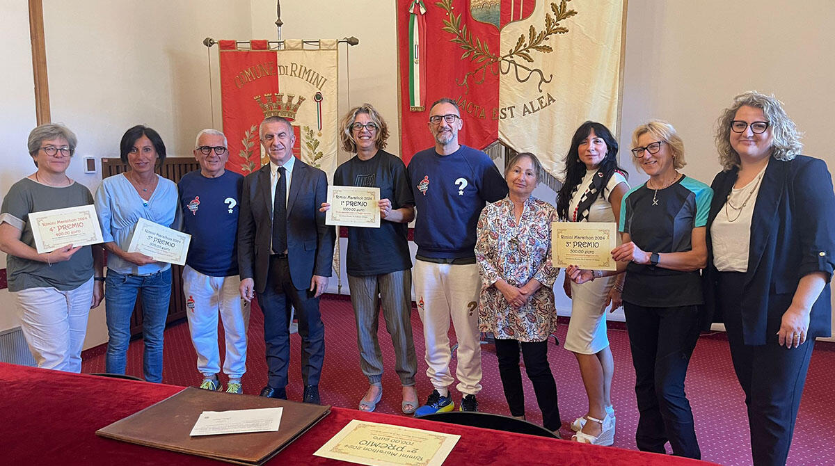 Premiate le scuole riminesi per la partecipazione alla Kids Run della Rimini Marathon - Le premiazioni in Sala Giunta a Rimini