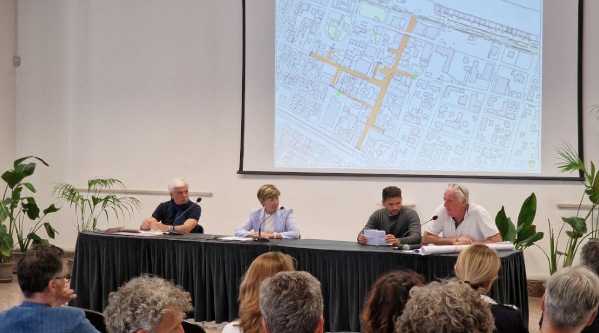 A Riccione “centro blindato”: pronto il progetto sicurezza di tutta l’area pedonale - La riunione al Palazzo del Turismo