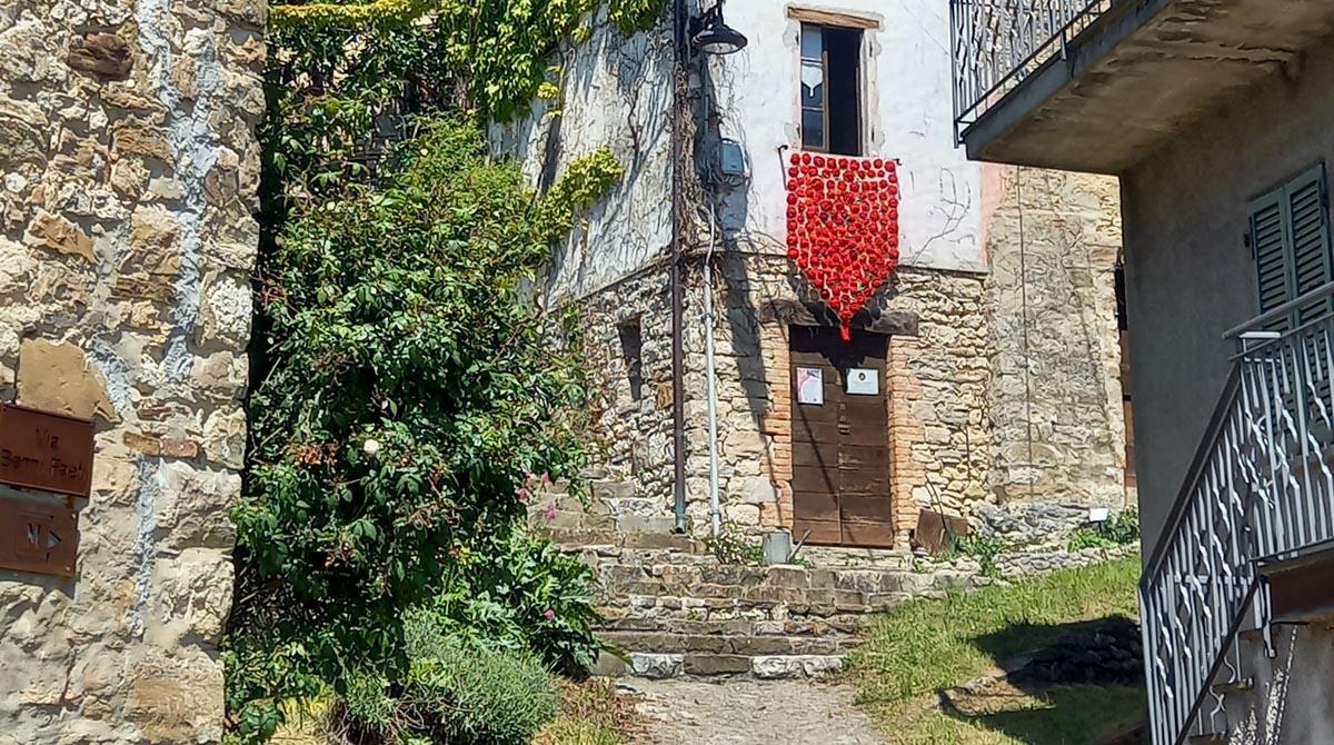 Petrella Guidi: tante iniziative per valorizzare la preziosa collezione di rose inglesi -