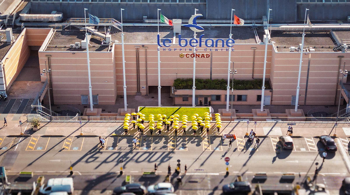 Tour de France, anche il centro Le Befane si veste di giallo per salutare il passaggio - Flash Mob Tour de France, Le Befane Rimini