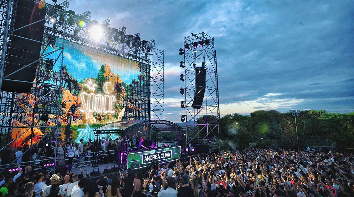 Questa non è Ibiza, è Riccione: esordio record per Space, Carl Cox fa ballare 8mila persone - Opening Day Space Riccione, 2 giugno 2024