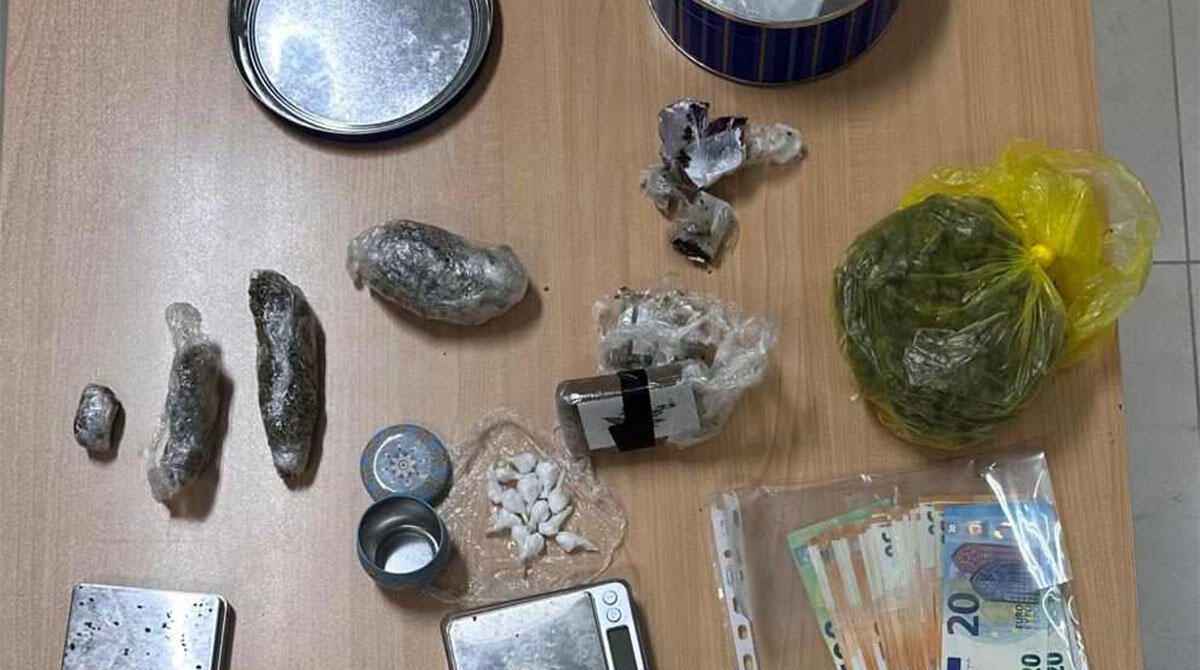 Spaccio in pizzeria: il retro del locale un deposito di droga. Arrestato il titolare -