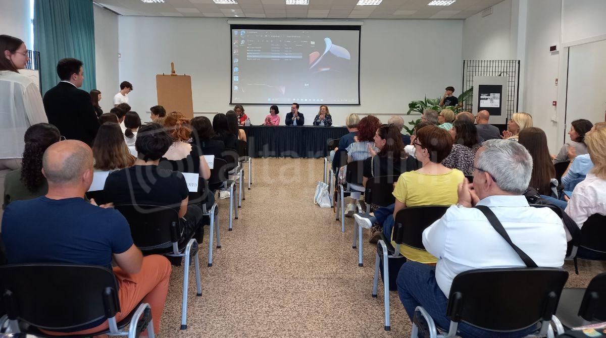 Rigenerazione urbana: studenti riminesi presentano progetto per Riccione - La presentazione del progetto