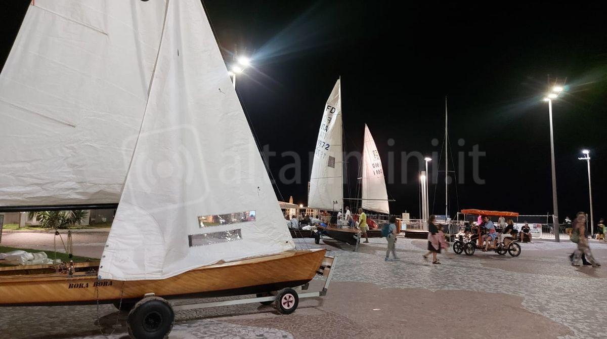 Rustide e sfide tra le onde: a Riccione torna "Il legno e il mare" -