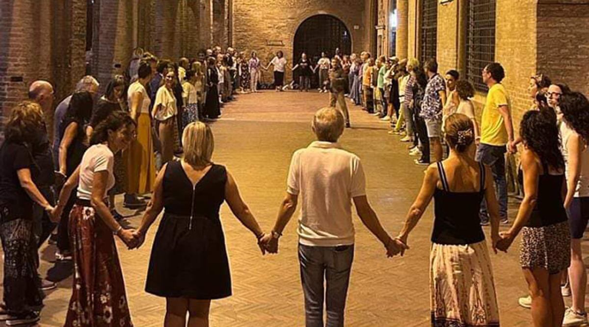 Un'estate di musica e tradizioni: Fermento Etnico anima il prossimo martedì di "Belli di Musica" a Igea Marina - Fermento Etnico